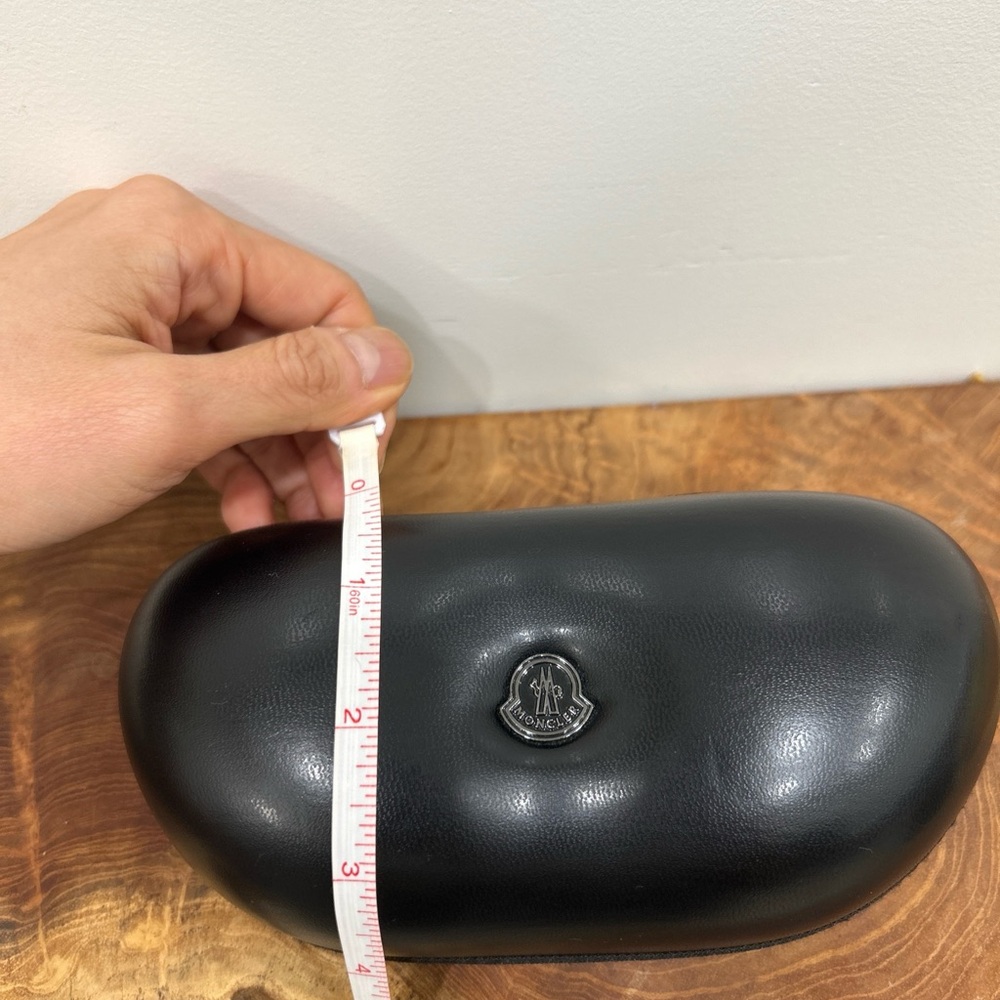 Moncler Black leather sunglasses Case - Picture 10 of 11